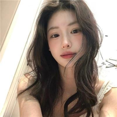 5个吓鬼的少年